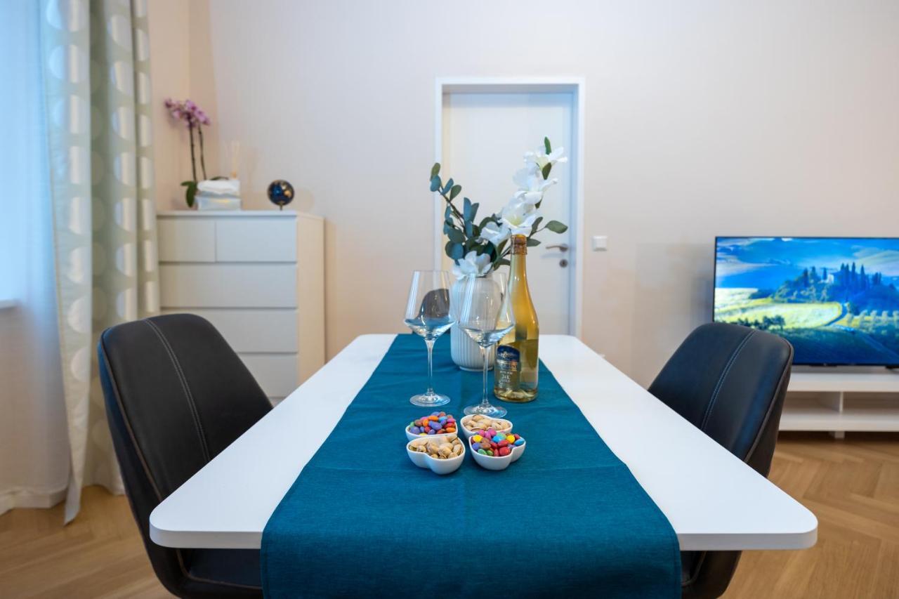 Charming Apartment Near Prater Вена Экстерьер фото