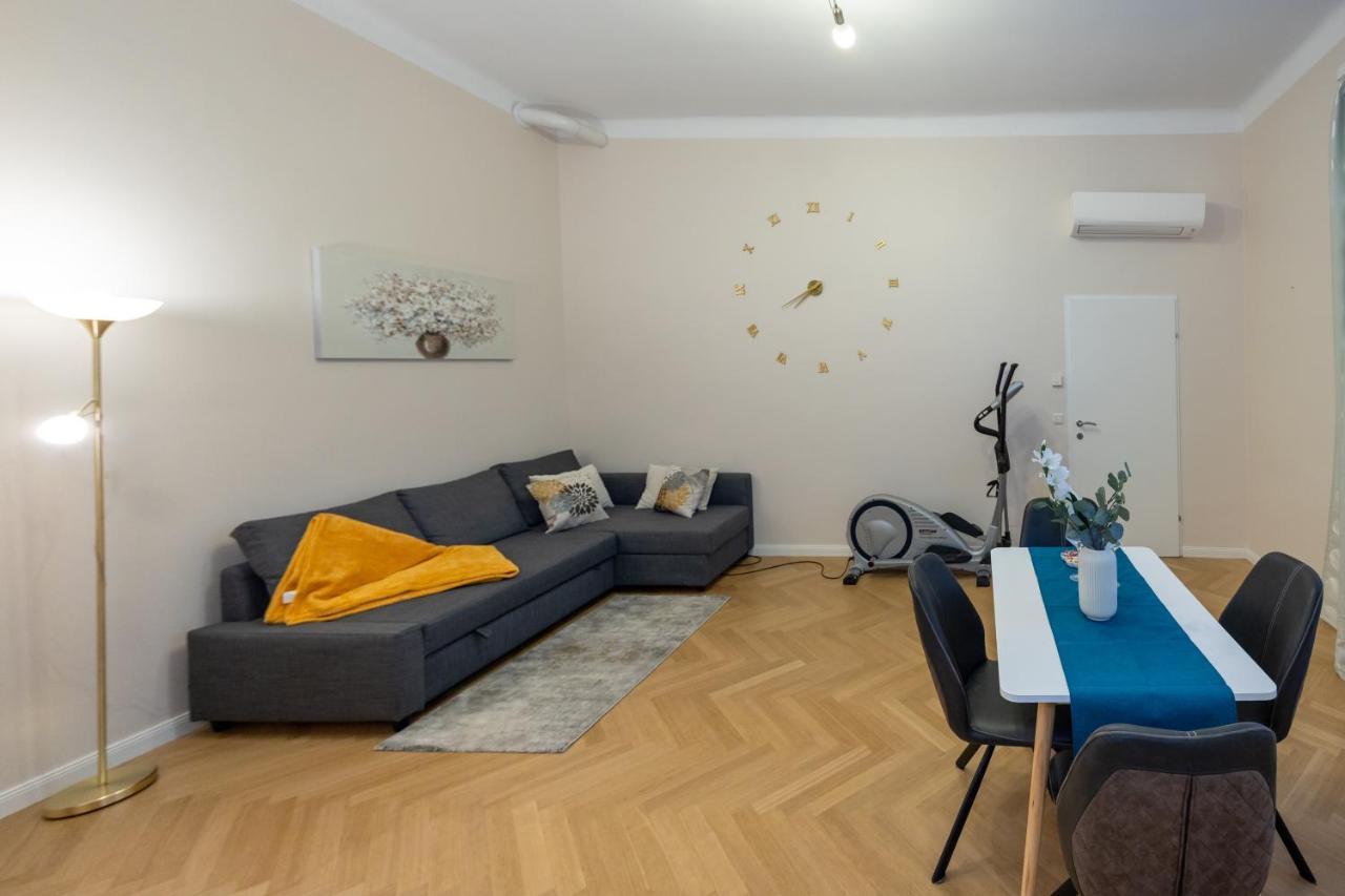 Charming Apartment Near Prater Вена Экстерьер фото