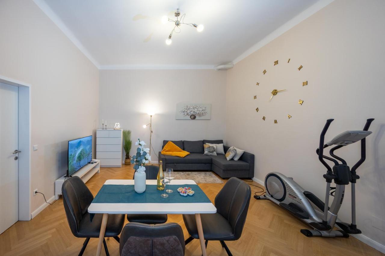 Charming Apartment Near Prater Вена Экстерьер фото